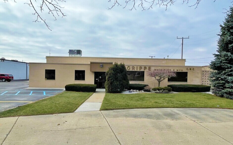 More Photos Of 15642 Common Rd, Roseville Warehouse For Sale
