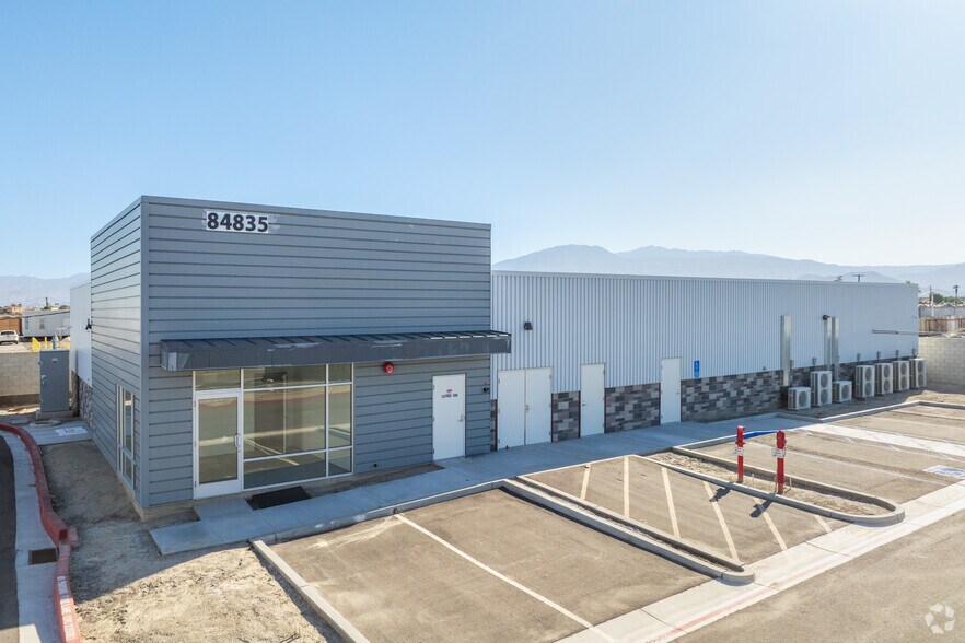 More Photos Of 84829 Avenue 48, Coachella Manufacturing For Sale