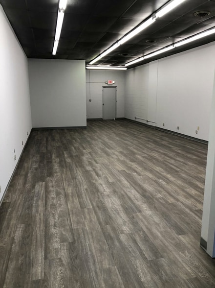 More Photos Of 3903-3919 Southern Ave, Shreveport Storefront Retail Office For Lease