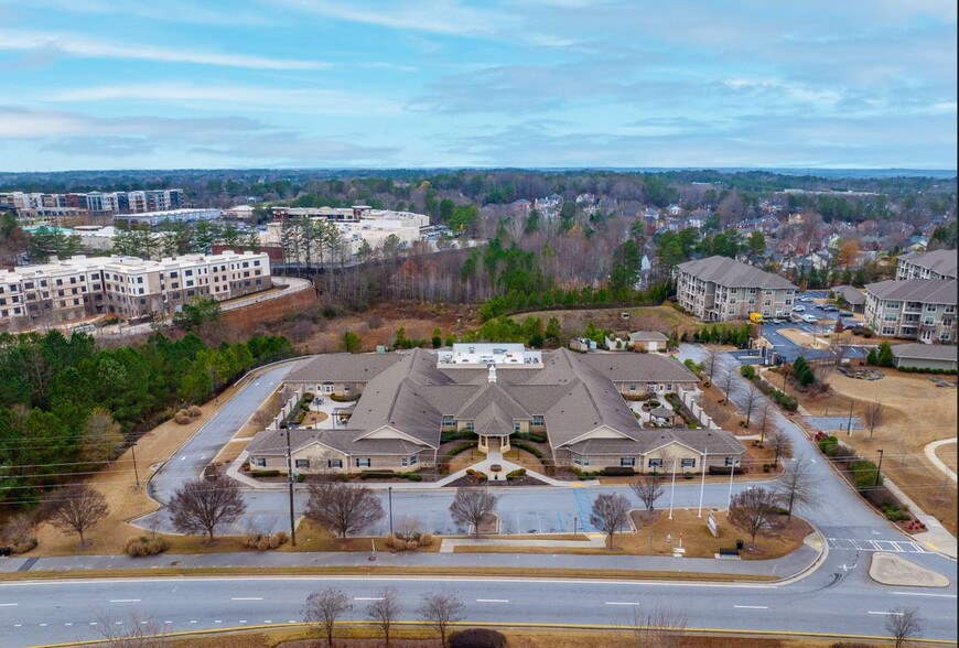 Primary Photo Of 1475 Satellite Blvd NW, Suwanee Healthcare For Sale