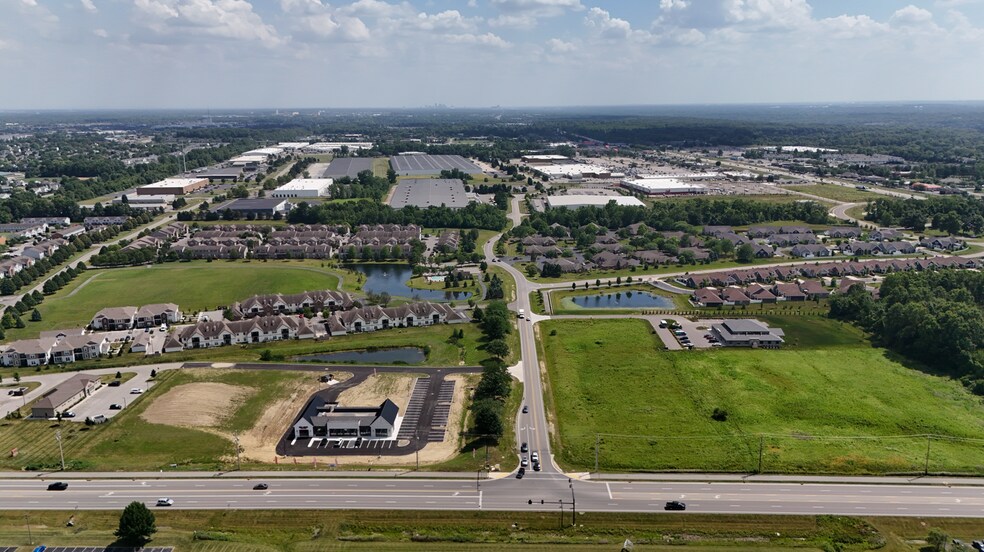 More Photos Of 7790 N Central Dr, Lewis Center Warehouse For Lease