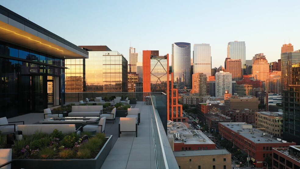 More Photos Of 320 N Sangamon St, Chicago Office For Lease