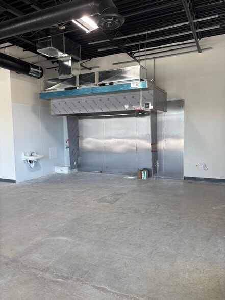 More Photos Of 1290 S 300 W, Salt Lake City Unknown For Lease