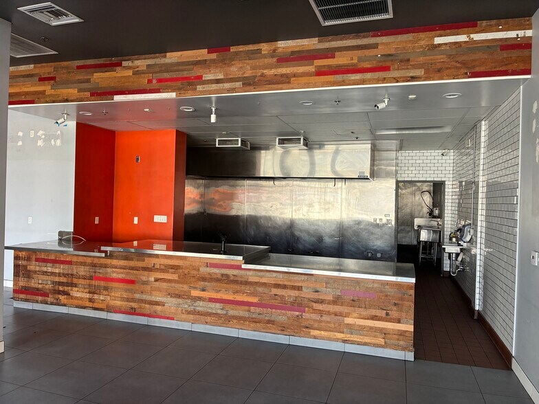 More Photos Of 208-224 E Olive Ave, Burbank Office For Lease