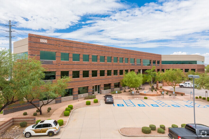 More Photos Of 8860 E Chaparral Rd, Scottsdale Unknown For Lease