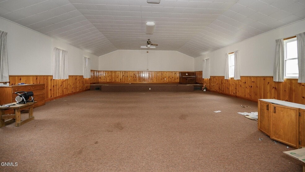 More Photos Of 21 Main St E, Golden Valley Religious Facility For Sale