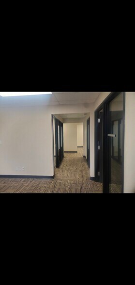 More Photos Of 3601 82nd Ave, Leduc Flex For Lease
