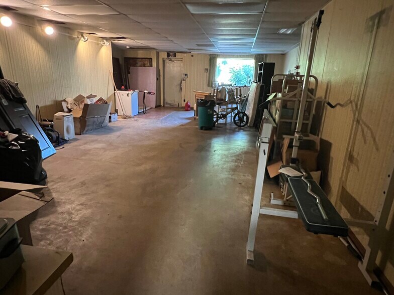 More Photos Of 1162 Latham Ave, Lima Warehouse For Sale