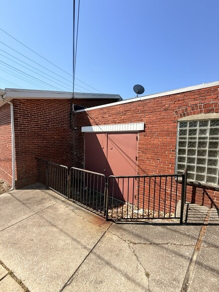 More Photos Of 101 W Nicholson Rd, Audubon Industrial For Sale