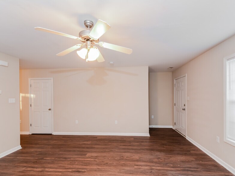 More Photos Of 15-103 Wolf Creek Ln, Lillington Apartments For Sale