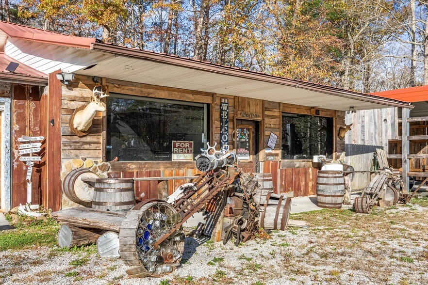 More Photos Of 11882 New Highway 68, Tellico Plains Storefront Retail Office For Sale