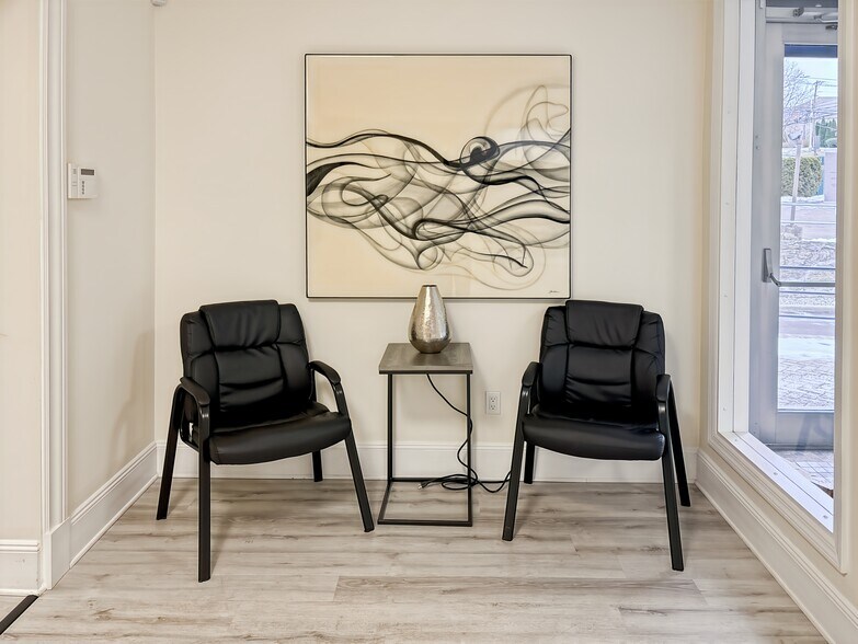 More Photos Of 177 W Putnam Ave, Greenwich Coworking Space