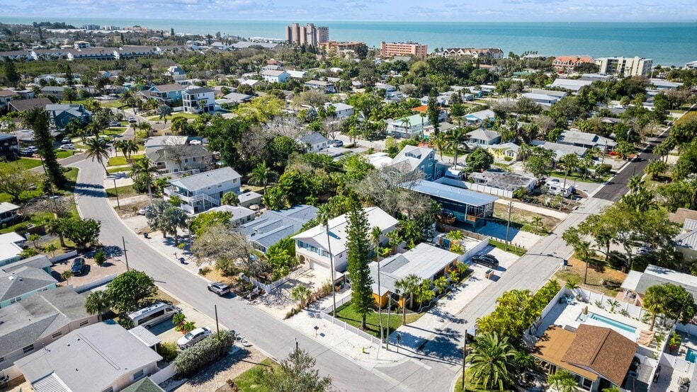 More Photos Of 1214 Bay Pine Blvd, Indian Rocks Beach Apartments For Sale
