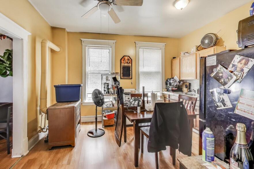 More Photos Of 2916 W 25th Pl, Chicago Multifamily For Sale