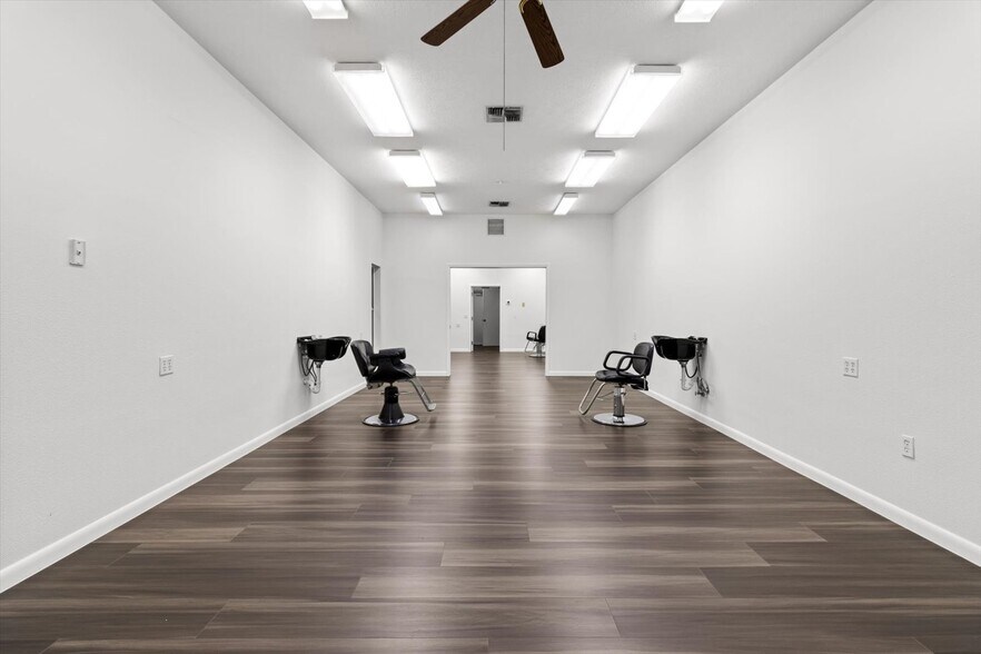 More Photos Of 3426-3460 N Citrus Ave, Crystal River Storefront Retail Office For Sale