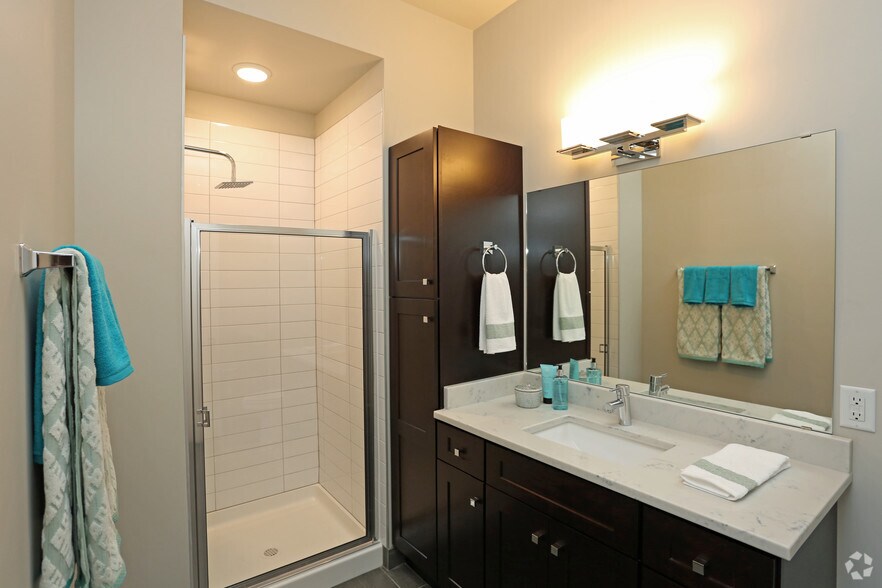 More Photos Of 4175 N Oakland Ave, Shorewood Multifamily For Sale
