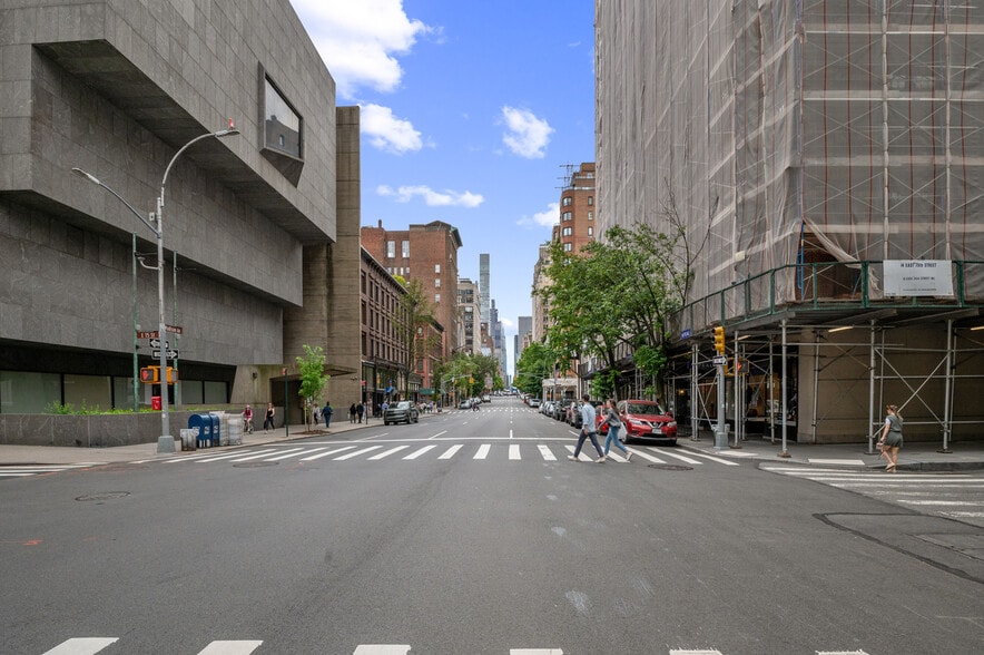 More Photos Of 19 E 75th St, New York Storefront Retail Office For Sale