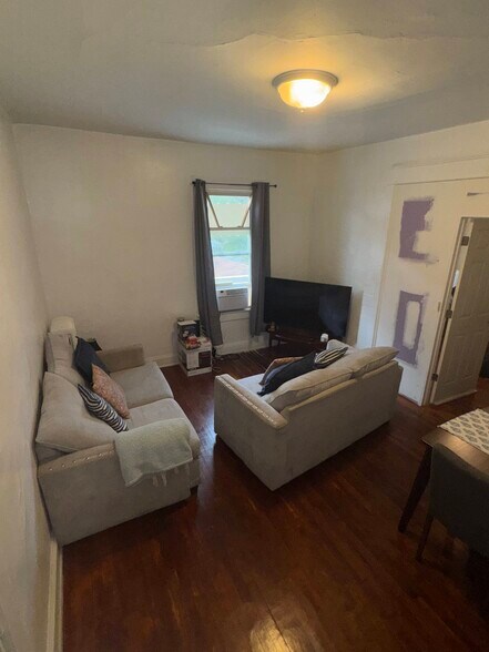 More Photos Of 1126 Northampton St, Easton Storefront Retail Residential For Sale