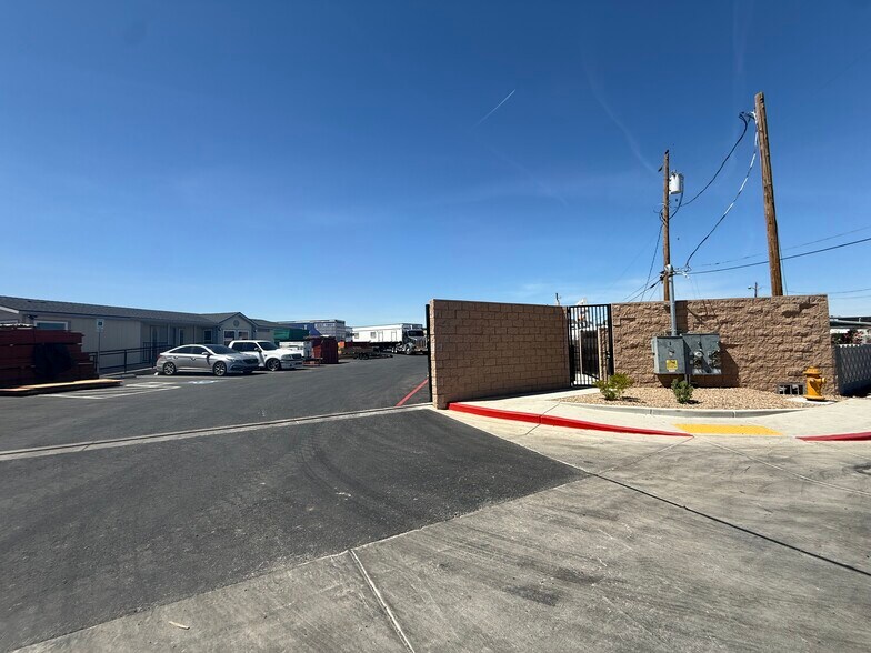 More Photos Of 1735 Athol Ave, Henderson Land For Lease