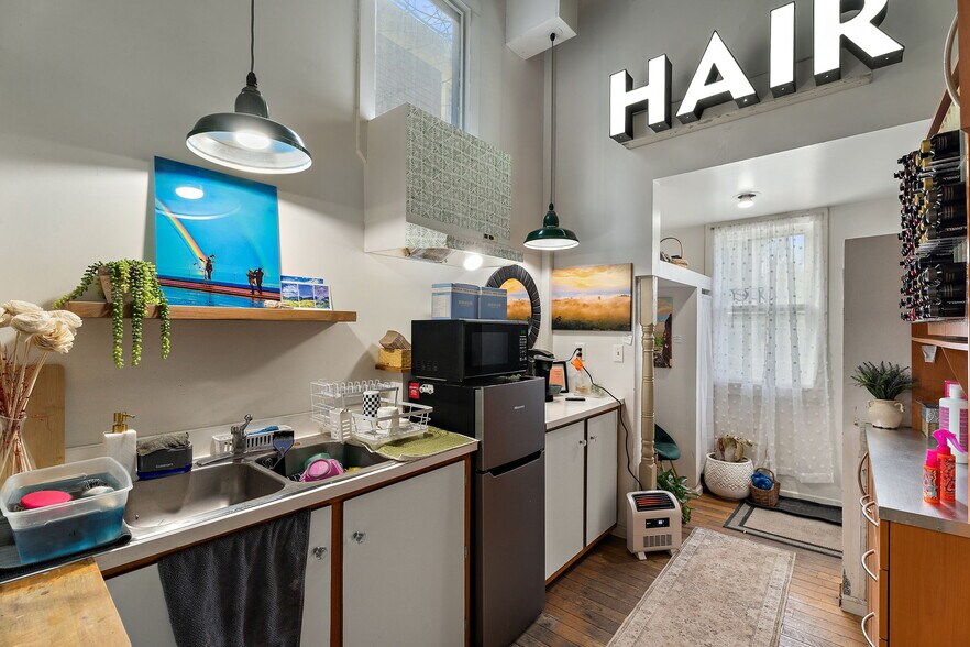 More Photos Of 108 S Albany St, Ithaca Office For Sale