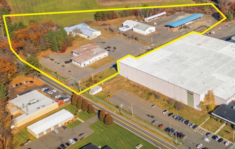 More Photos Of 323 Lockhouse Rd, Westfield Warehouse For Sale