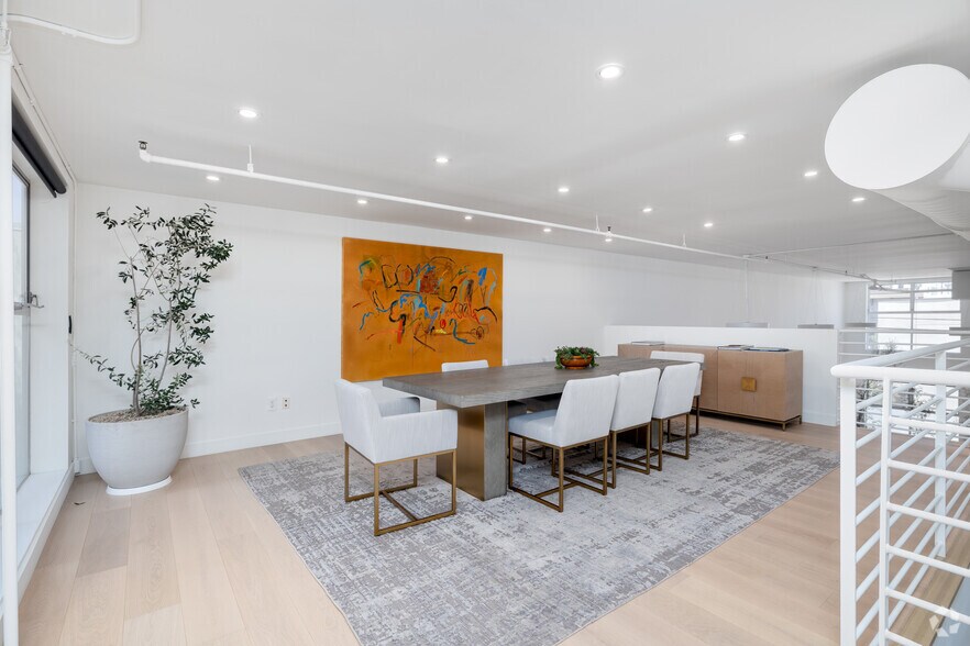 More Photos Of 1617 Broadway, Santa Monica Loft Creative Space For Sale