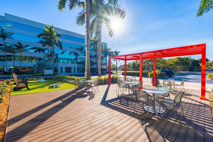 More Photos Of 500 W Cypress Creek Rd, Fort Lauderdale Unknown For Lease