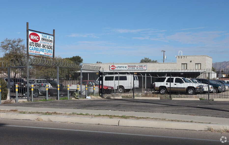 More Photos Of 5071 E 29th St, Tucson Auto Repair For Lease