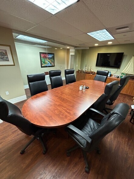 More Photos Of 4300 Biscayne Blvd, Miami Office Residential For Sale