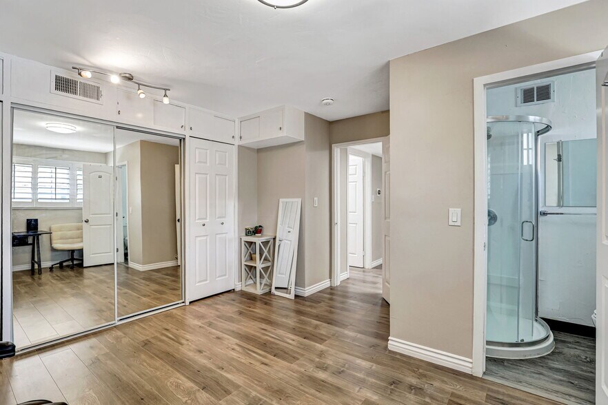 More Photos Of 710 Venice Way, Inglewood Apartments For Sale