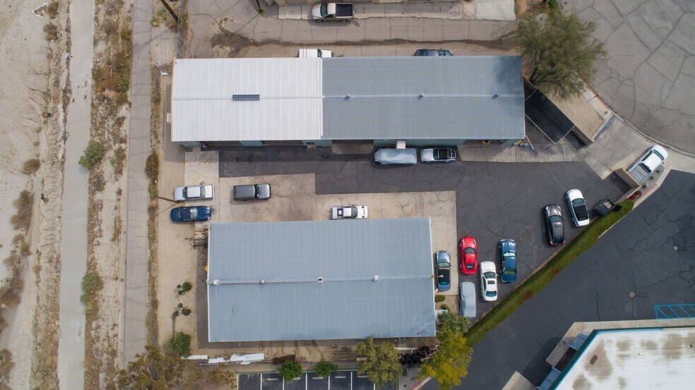 More Photos Of 68686 Summit Dr, Cathedral City Service For Sale