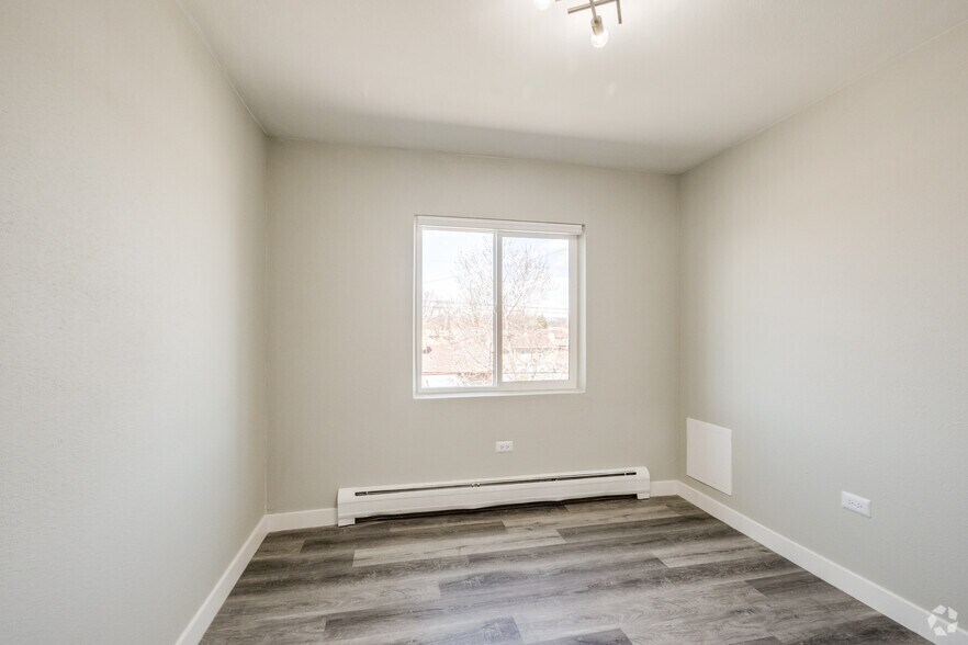 More Photos Of 7121-7141 Samuel Dr, Denver Apartments For Sale