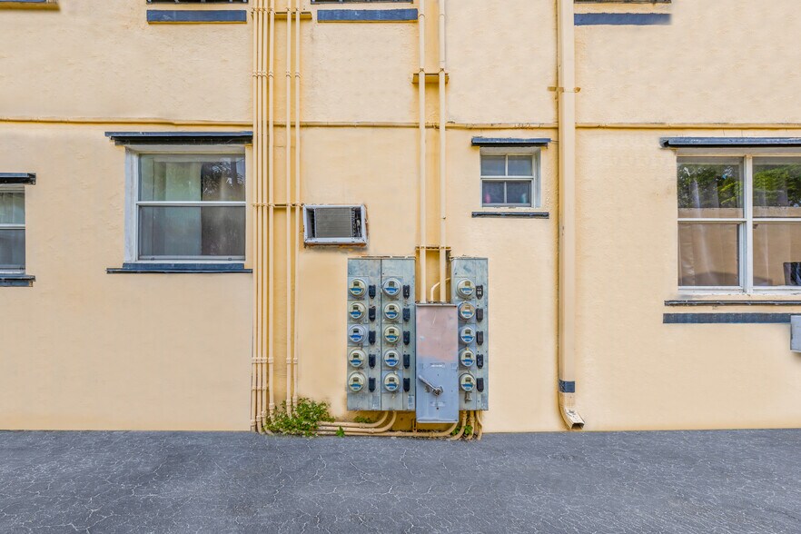 More Photos Of , Miami Multifamily For Sale
