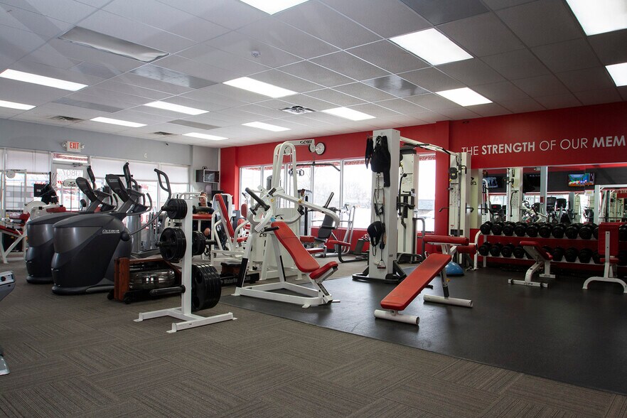 More Photos Of 1801-1807 Geneva Ave, Oakdale Unknown For Lease