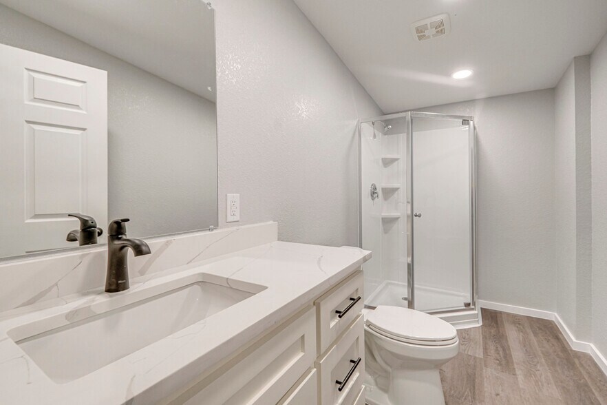 More Photos Of 5268/5450 N FM 866, Odessa Warehouse For Sale