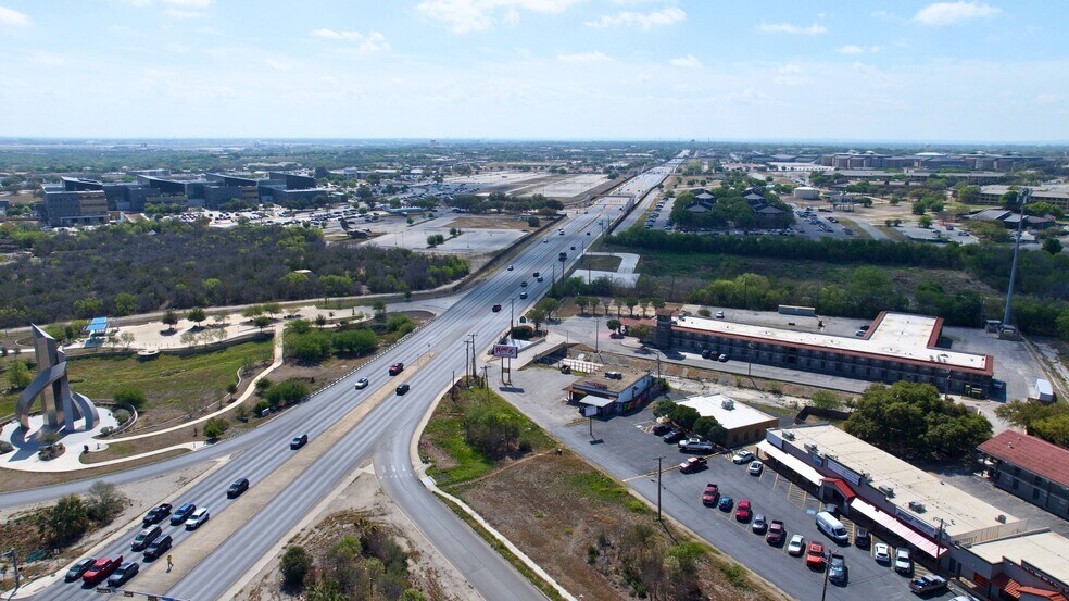 More Photos Of 6515 W Military Dr, San Antonio Freestanding For Sale