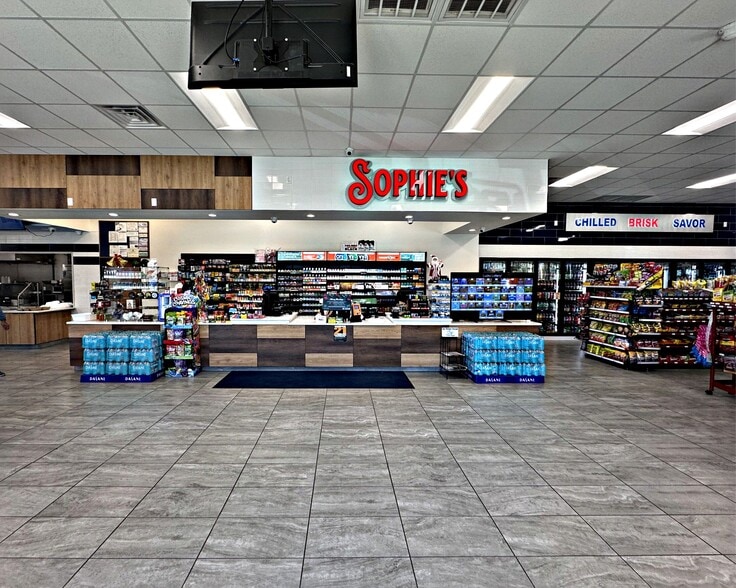 More Photos Of 5315 Troup Hwy, Tyler General Retail For Sale