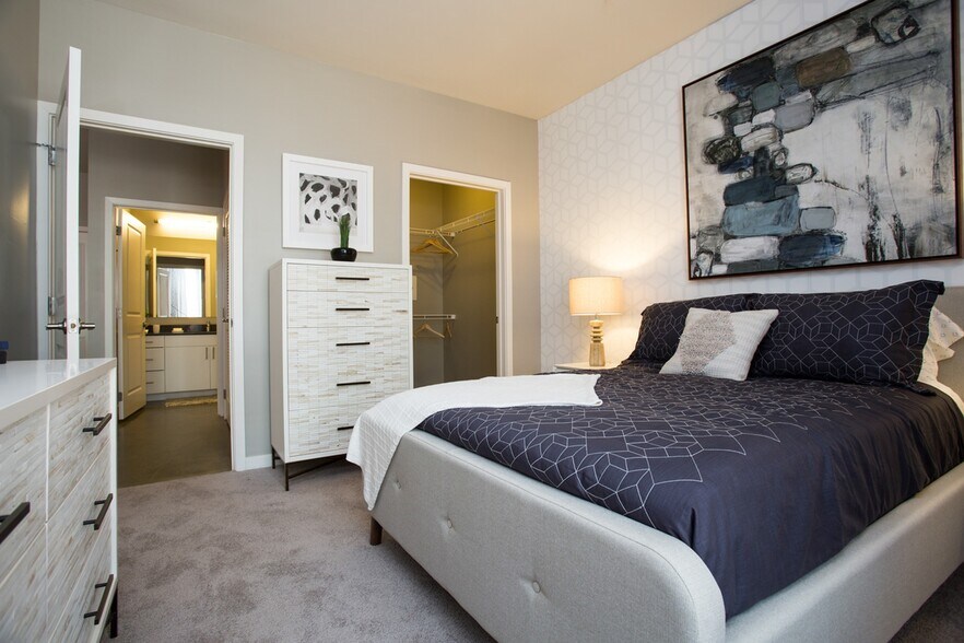 More Photos Of 801 NW 10th St, Oklahoma City Apartments For Lease