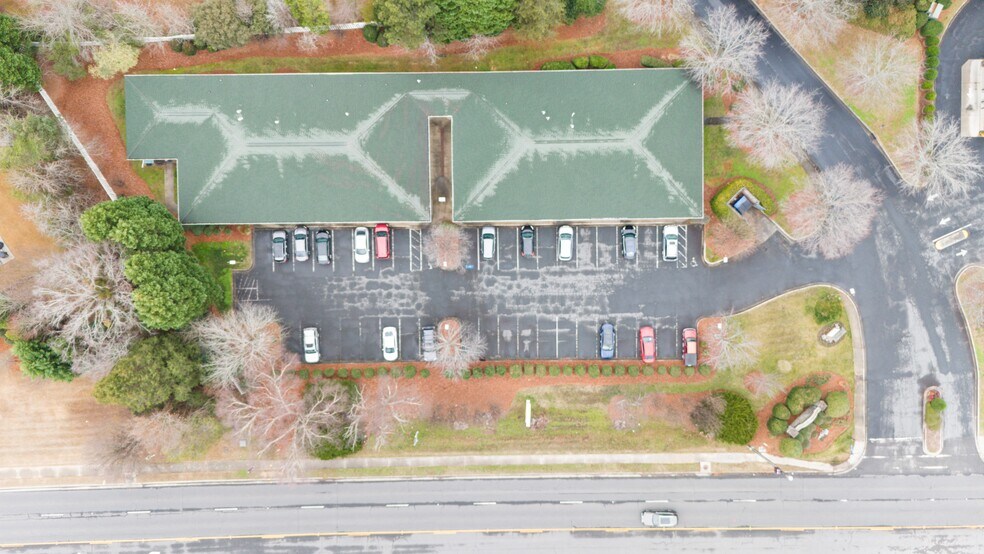 More Photos Of 105 Stone Village Dr, Fort Mill Office For Lease