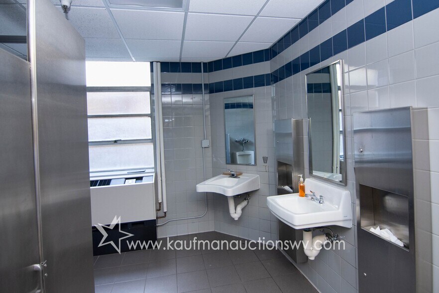 More Photos Of 100 Bluestone Rd, Mount Hope Research And Development For Sale