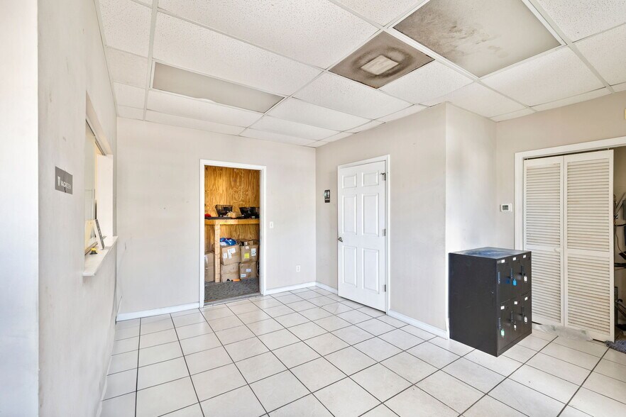 More Photos Of 605 N County Highway 393, Santa Rosa Beach Industrial For Lease