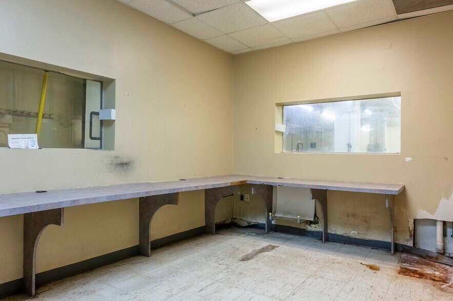 More Photos Of 1 Rooster Way, Barry Industrial For Sale