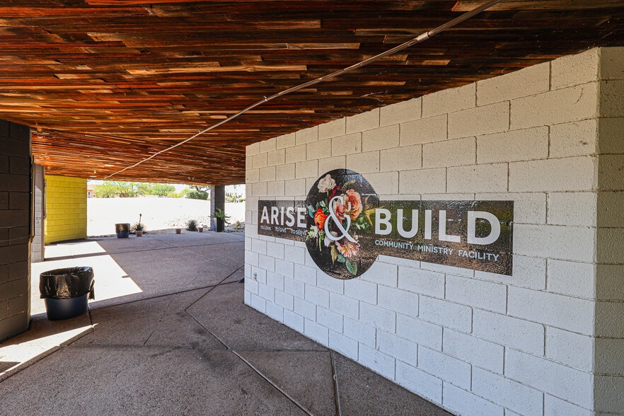 More Photos Of 7901 E Sweetwater Ave, Scottsdale Religious Facility For Sale