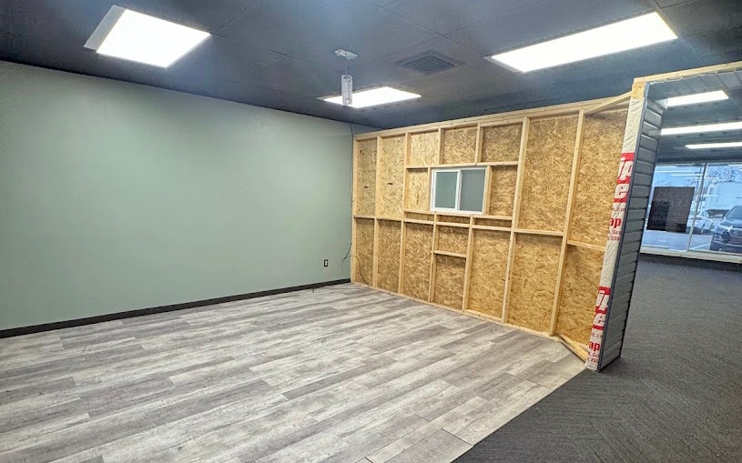 More Photos Of 36454-36474 Groesbeck Hwy, Clinton Township Storefront Retail Office For Lease