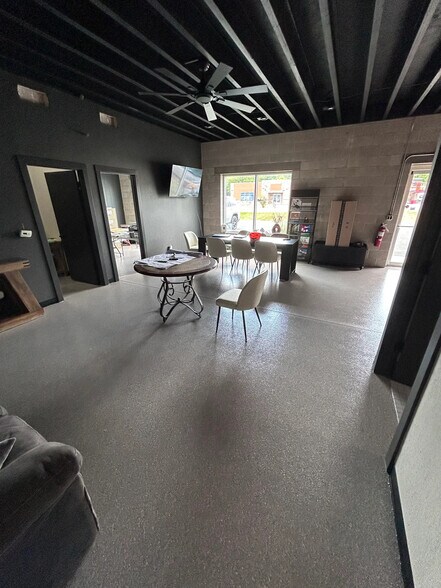 More Photos Of W228S6944 Enterprise Dr, Big Bend Warehouse For Sale