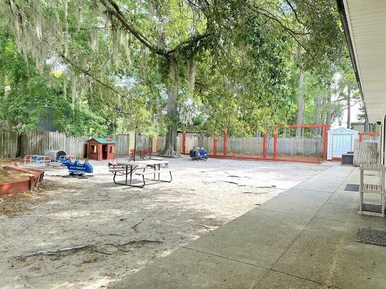 More Photos Of 794 King George Blvd, Savannah Schools For Lease