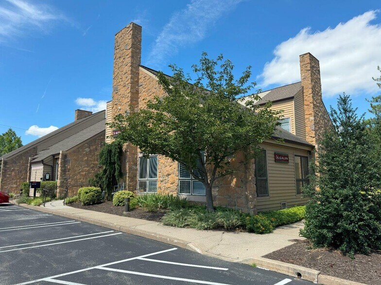 Primary Photo Of 1000 Germantown Pike, Plymouth Meeting Medical For Sale