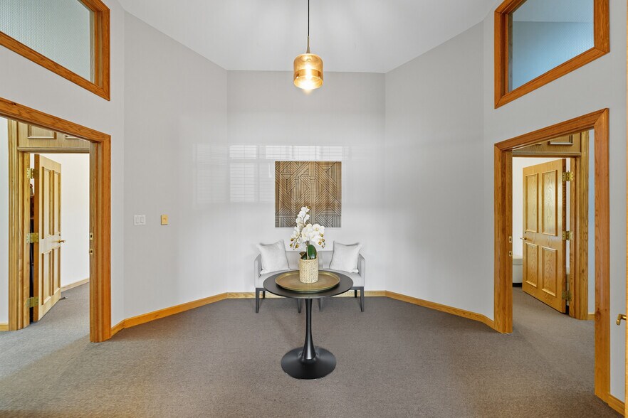 More Photos Of 10130-10134 Colvin Run Rd, Great Falls Medical For Sale