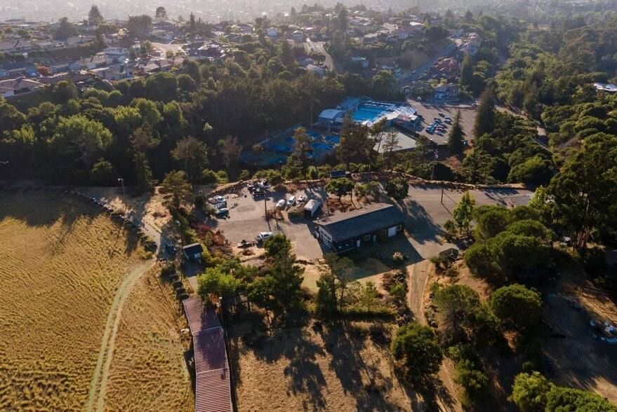 More Photos Of 13591 Lake Chabot Rd, San Leandro Land For Lease