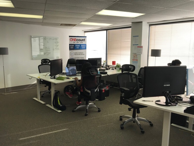 More Photos Of 194 Main St, Norwalk Office For Lease